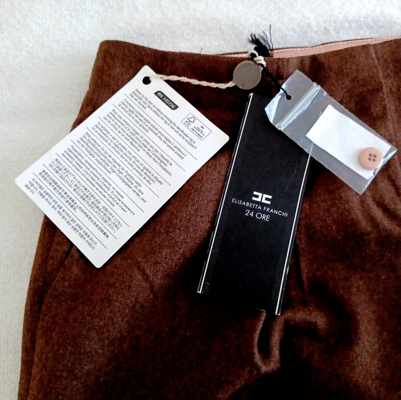 NWT ELISABETTA FRANCHI WOOL PANTS, size 40 - Picture 7 of 16